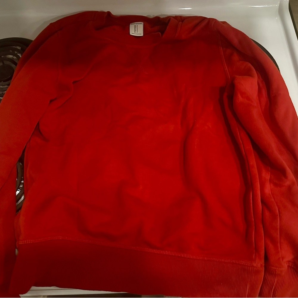 Amazon Essentials Basic Bold Red Crewneck Sweatshirt